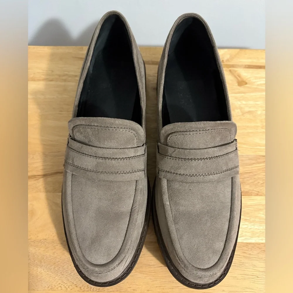 Indigo Rd. Women's Haven Taupe Faux Suede Loafers Size 8 - Picture 5 of 10